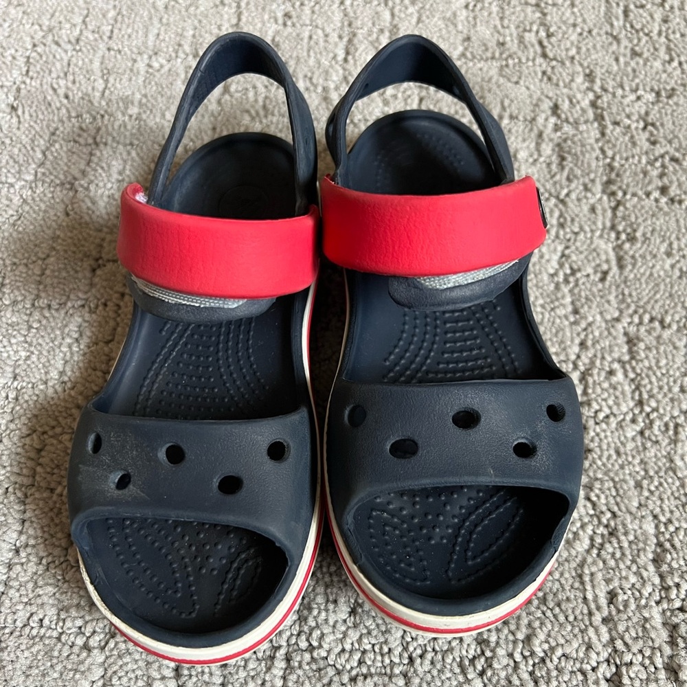 Crocs toddler sandals size 11C of 11 toddler